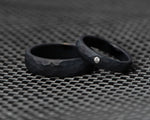 Naložite sliko v pregledovalnik galerije, Poročni Prstan Par - Temni Titan, Brušeni z DIAMANTOM - Simon Vida Jewelry
