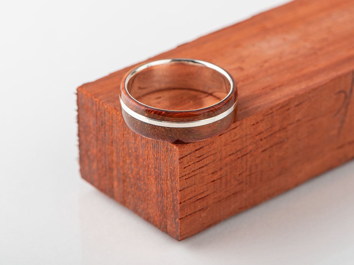 Prstan - Srebro, les Padouk, moški/ženski - Simon Vida Jewelry