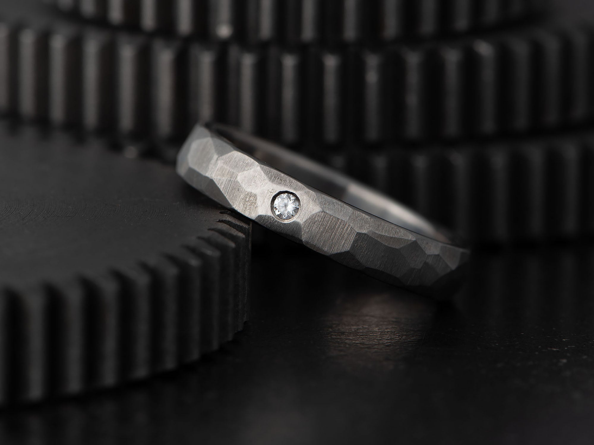 Prstan - Titan, Brušeni z DIAMANTOM - Simon Vida Jewelry